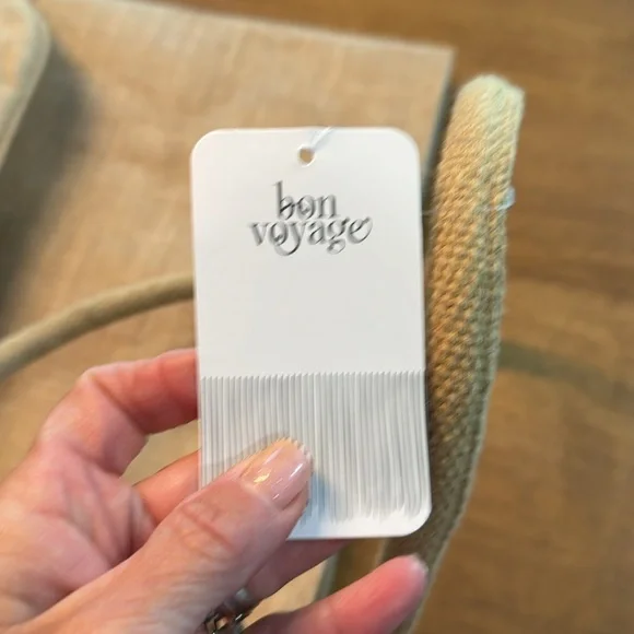 Burlap Pineapple Tote - Picture 4 of 5